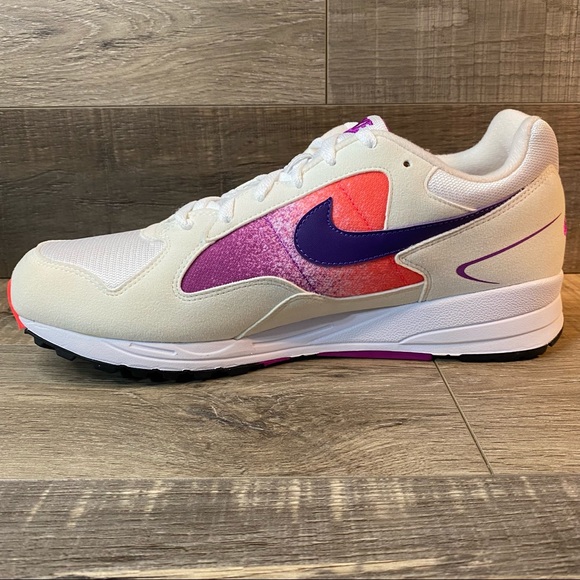 Nike Air Skylon II ‘Court Purple Solar Red’ - Picture 3 of 8